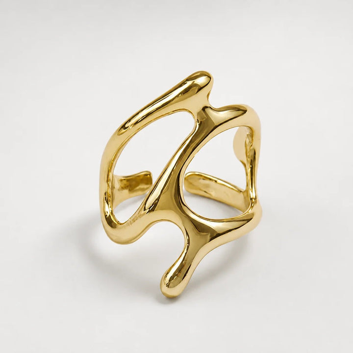 Seraphine Sculpt Ring - EternalSoul